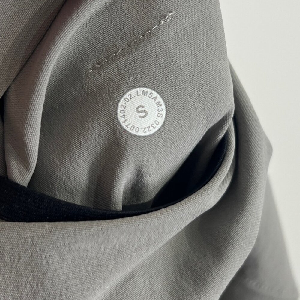 Lululemon NWOT Surge Hybrid Pant *Reflective Gull Grey - Picture 11 of 13